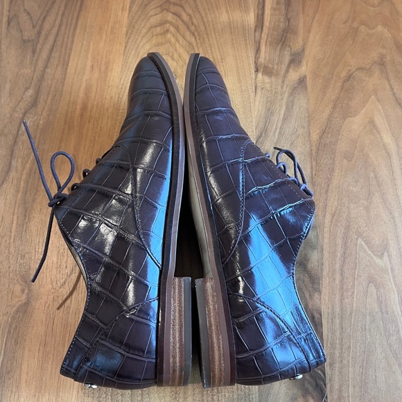 Cole Haan Croc-Embossed Leather Oxfords | Luxe Burgundy Power Shoe - Picture 8 of 9
